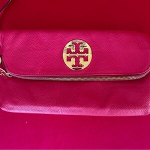 Pink leather Tory Burch bag. Brand new in perfect condition